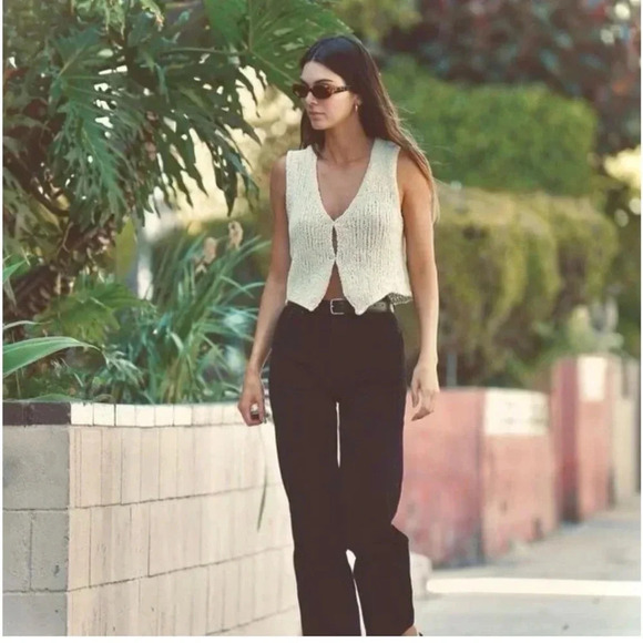 NWT TheOpen Product V NECK KNIT VEST Beige One Size - Picture 4 of 17